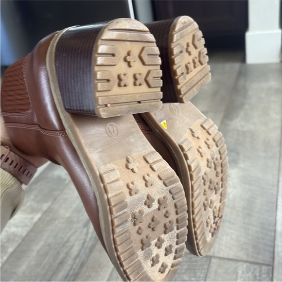 A New Day Size 7.5 Brown Aubree Ankle Boots. - Picture 6 of 9